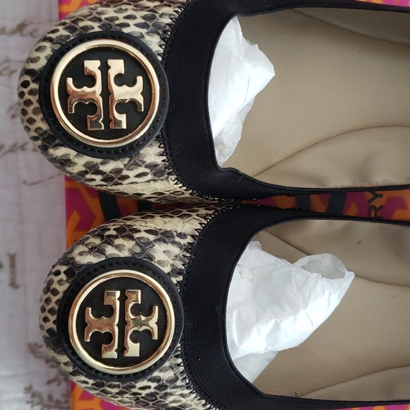 Tory Burch snake skin leather ballet flats - Picture 4 of 5